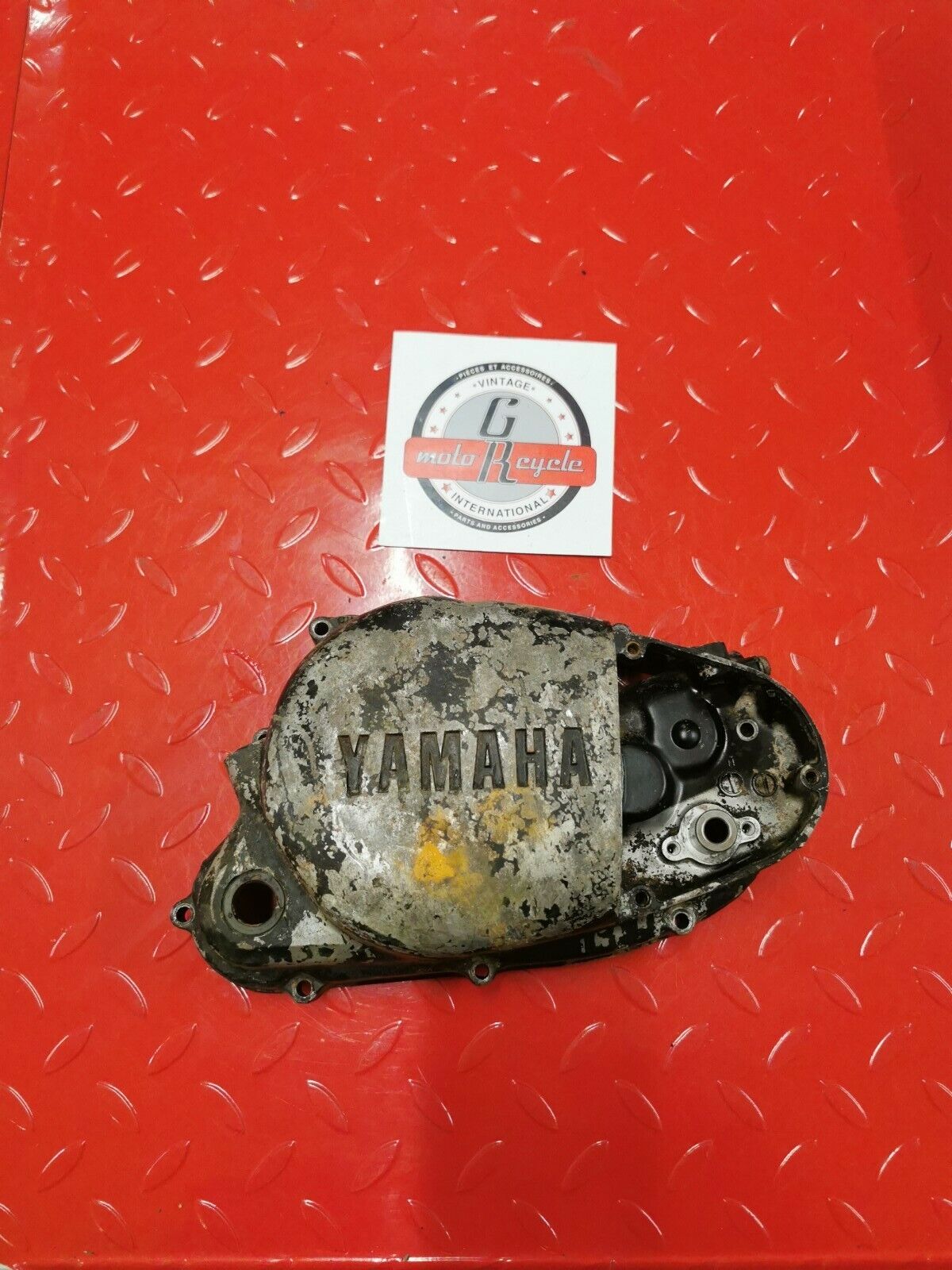 Yamaha MX100 1980 Right crankcase clutch cover DT100 RT100 YZ125 MX175 MX125