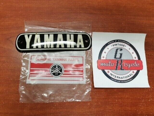 NOS Yamaha 1974 RD200 FUEL TANK EMBLEM (DAMAGED) 337-24161-10-00 Y121
