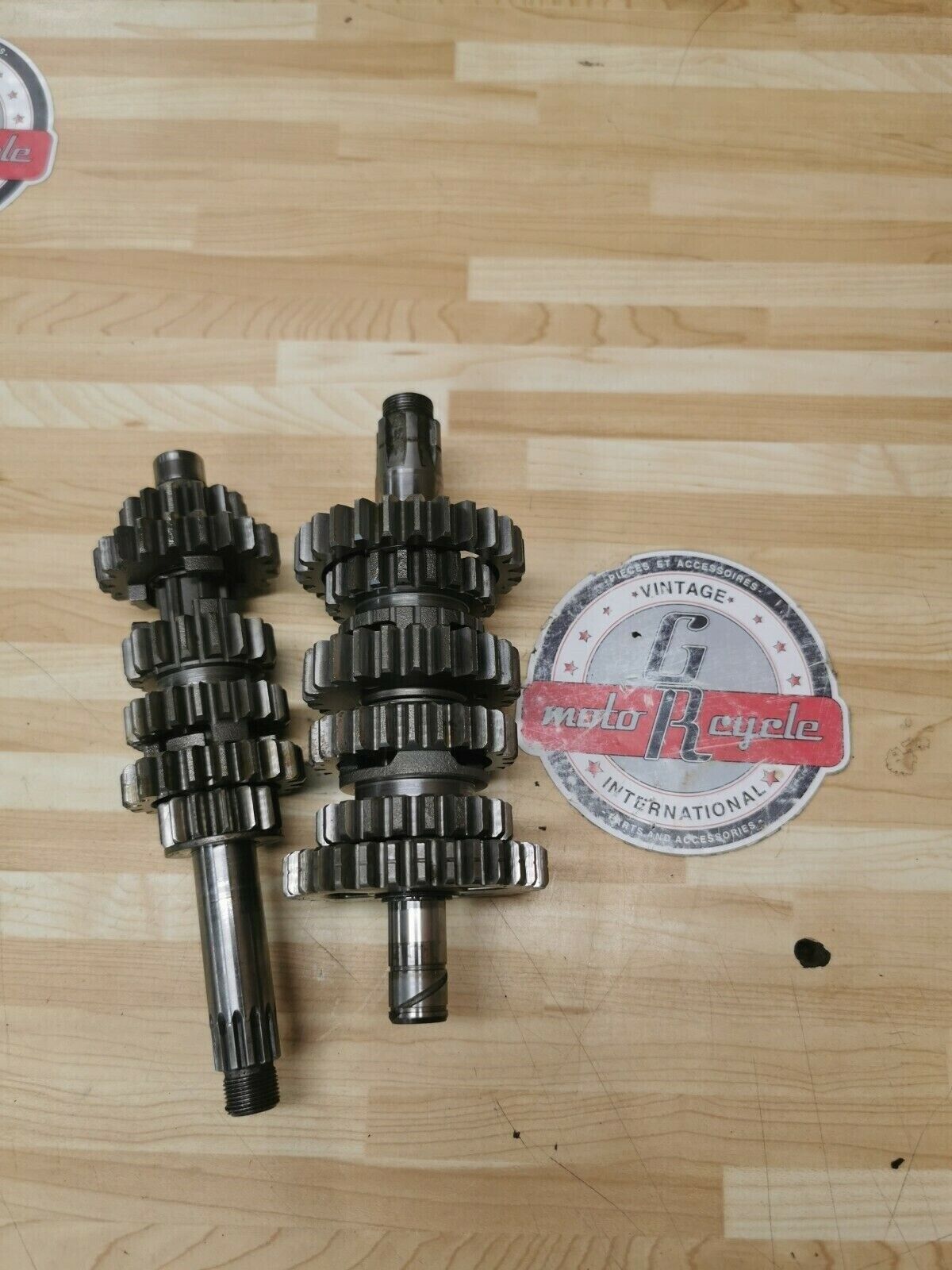 Yamaha YZ125 1985 transmssion mainshaft countershaft input output shaft gear