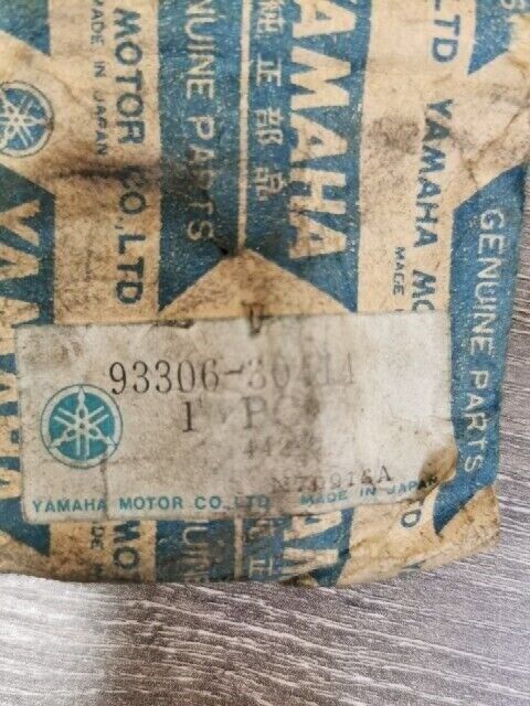 NOS YAMAHA DT125C 1976 XVS95CHR XVS13CTBL XS850SH BEARING 93306-30414-00 Y131