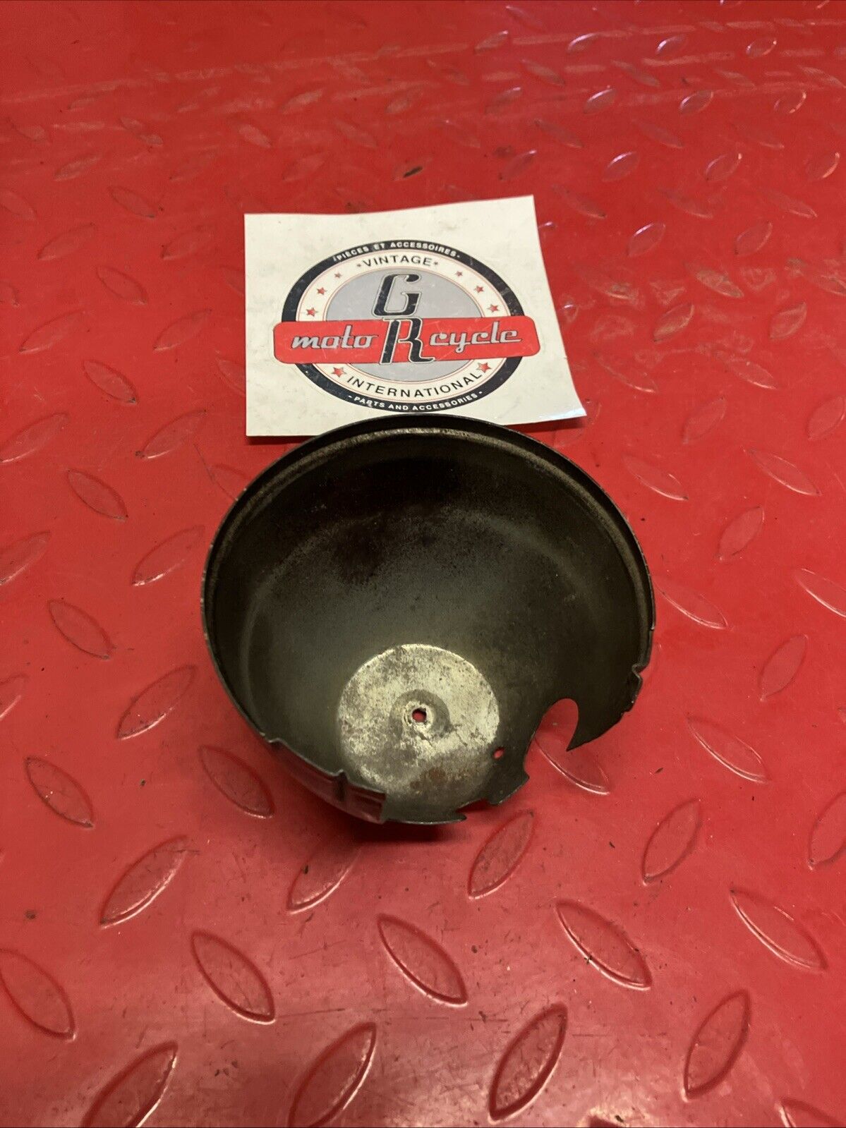 Kawasaki Z1 KZ900 KZ650 KZ750 KZ1000 Tachometer cover cup U6