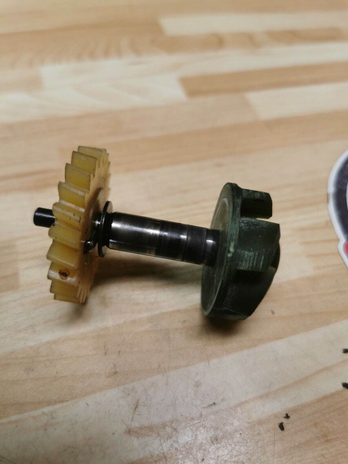 Yamaha DT200 1986 waterpump water pump impeller gear shaft