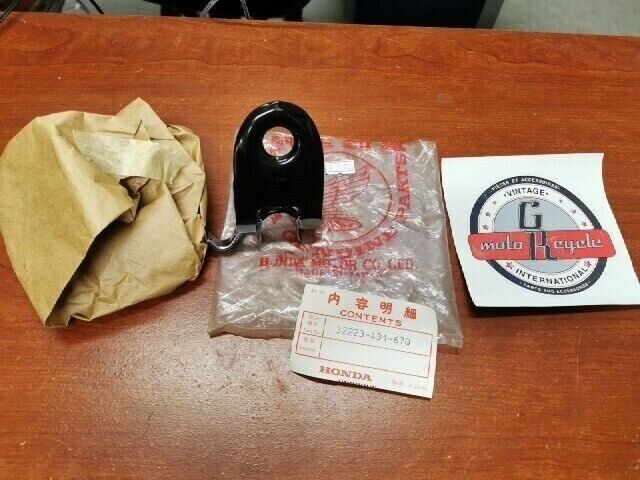 NOS Honda GL1000 WIRE HARNESS GUARD 32223-431-670 H97