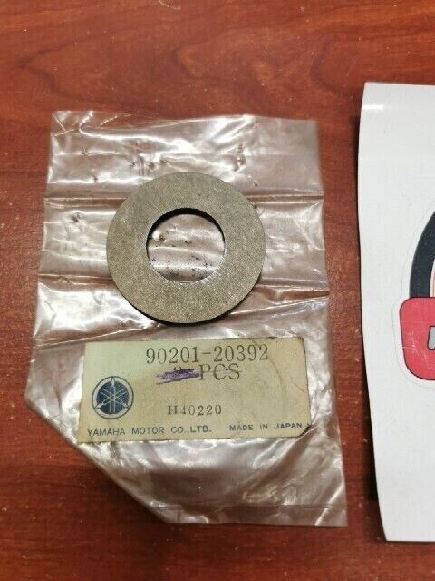 NOS Yamaha 1973 1974 TX750 PLATE WASHER 90201-20392-00 SUB 90201-20394-00 Y111