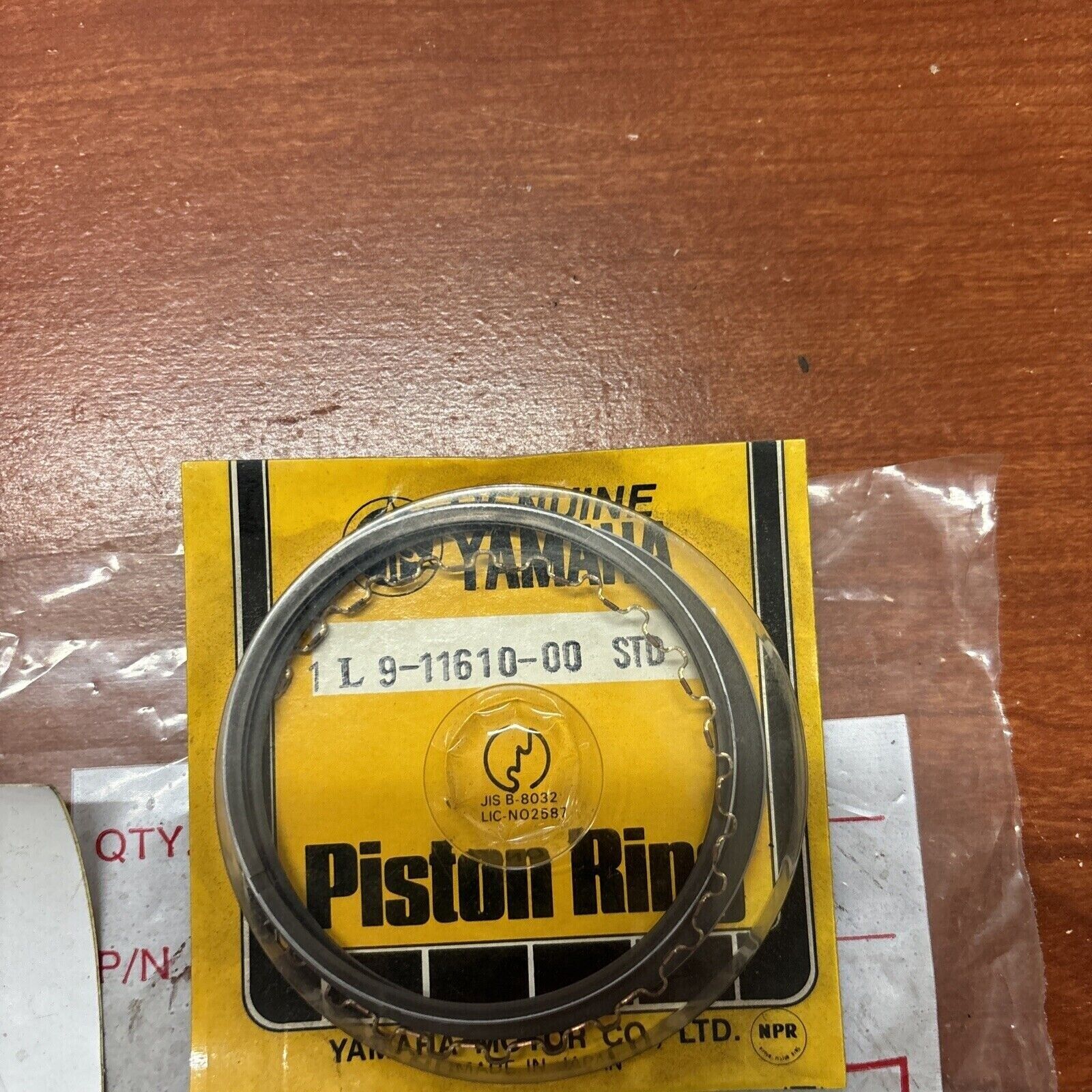 NOS Yamaha 1976 1977 XS360 PISTON RING STD 1L9-11610-00-00 Y174