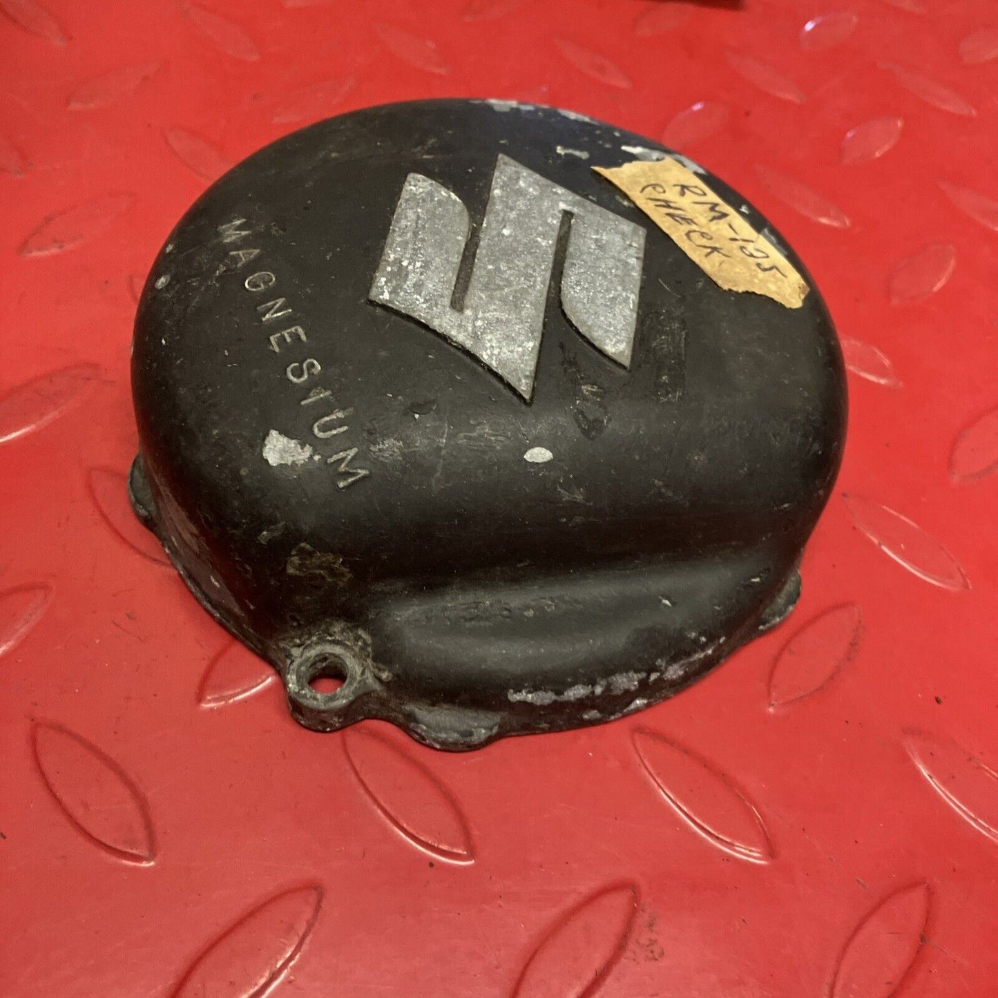 Suzuki RM125 RM250 RM400 1979 1980 Left crankcase stator cover U6