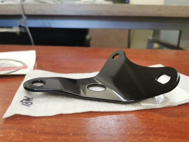 NOS HONDA CB500 LEFT MUFFLER BRACKET B 18430-323-050 SUB 18430-323-040 H81