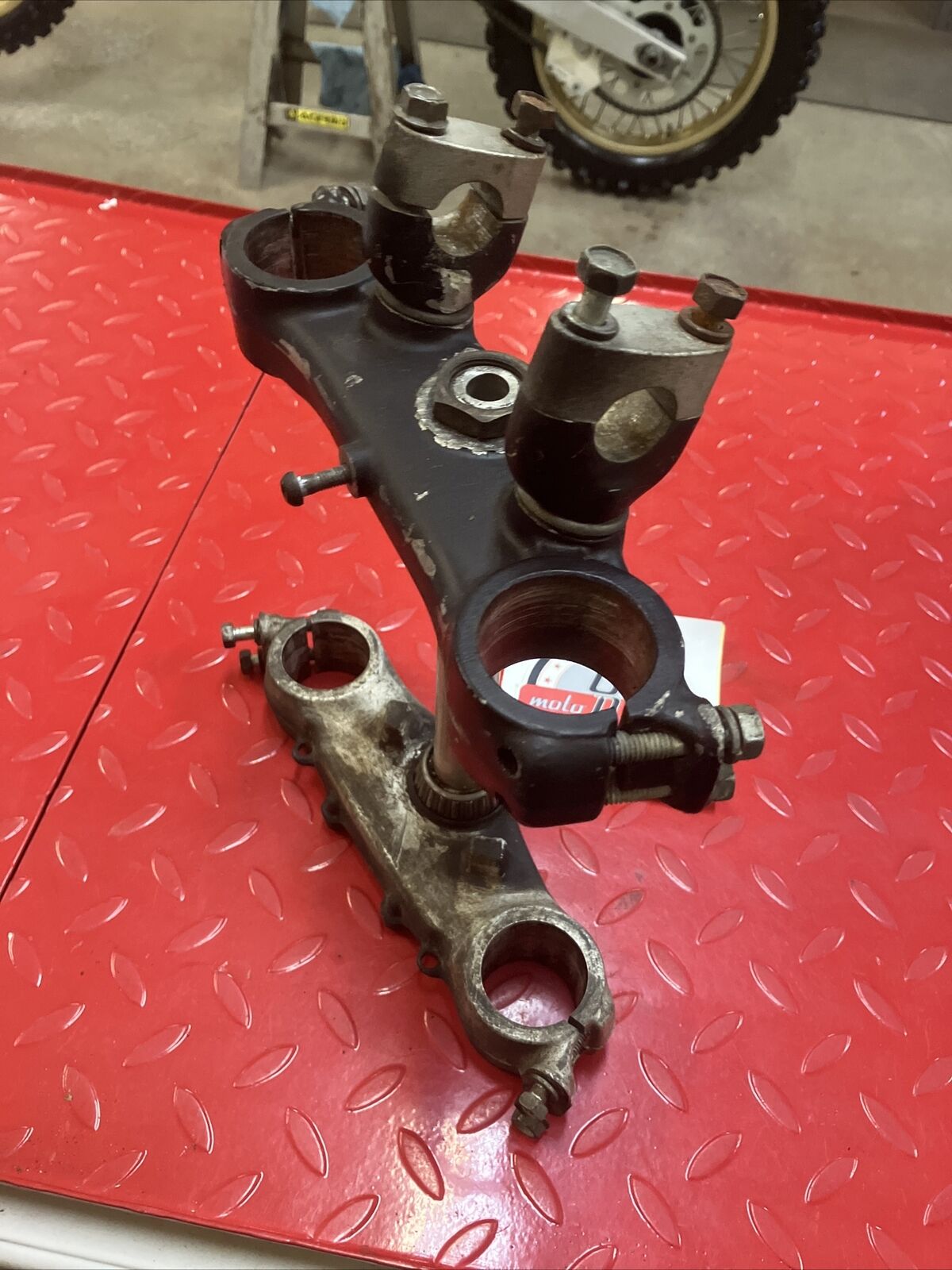 Honda CR250R 1984 steering stem triple clamp tree 53200-KA4-730 CR125R CR500R