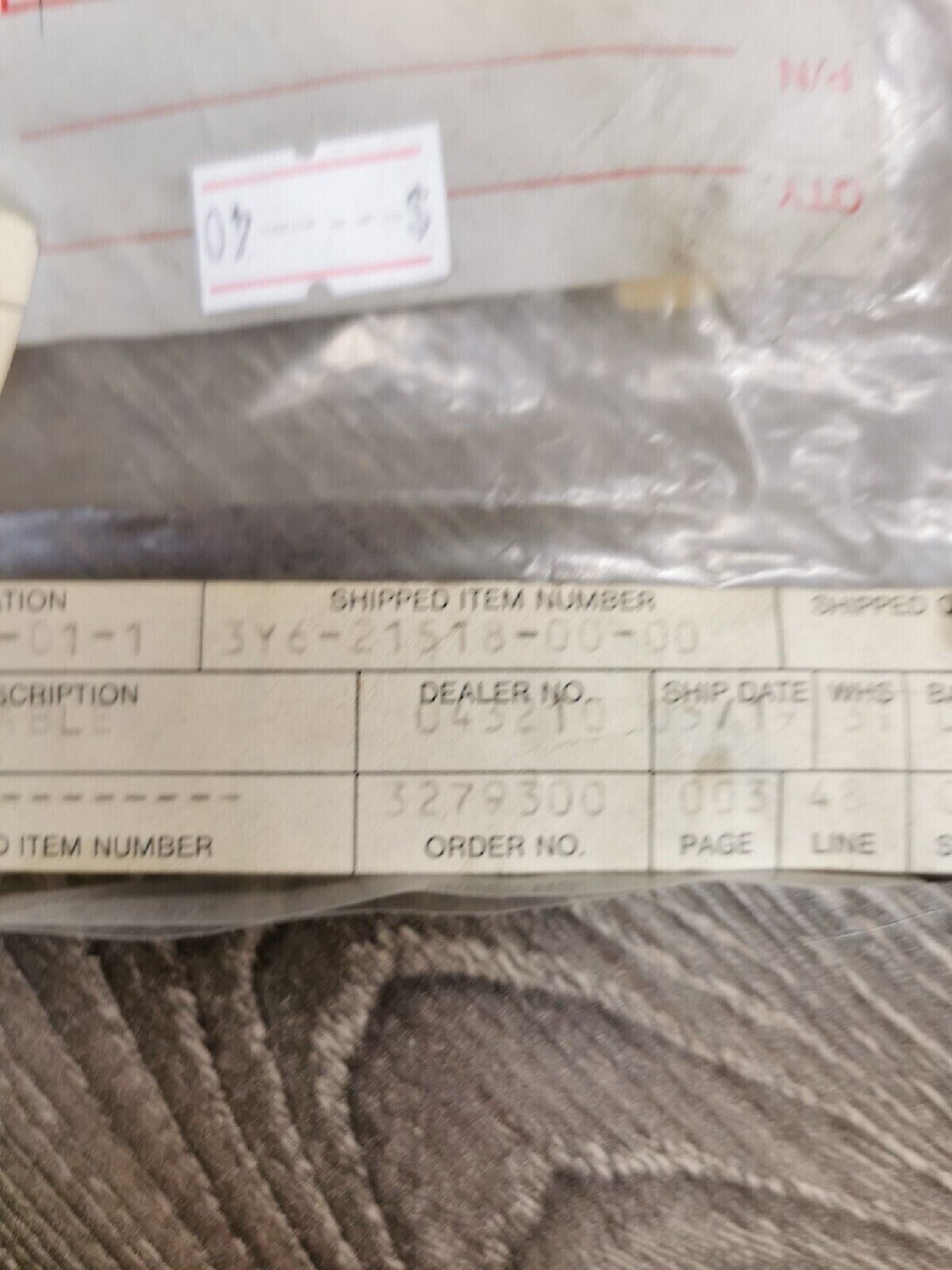 NOS YAMAHA HOLDER CABLE 3Y6-21518-00-00 Y56