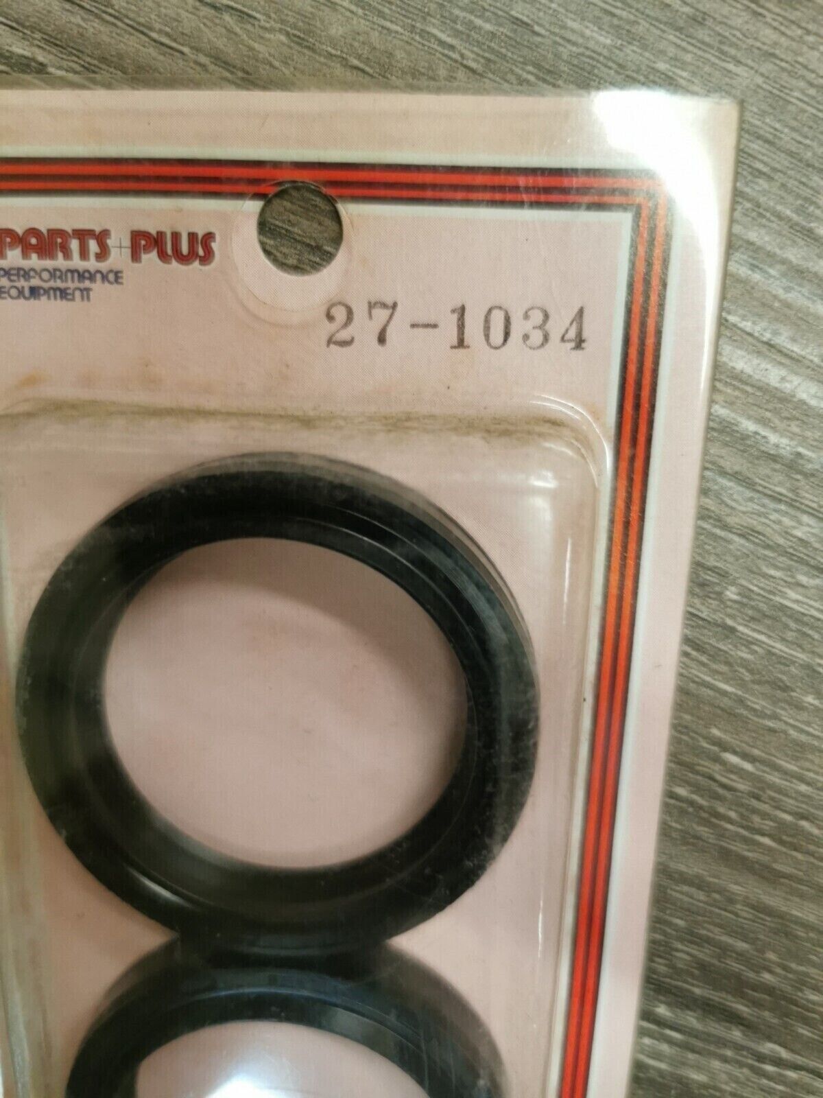 NOS PARTS PLUS ZR550B CB700SC VT600C GV700 FZ700 FZ750 Fork Seals SET 27-1034J18