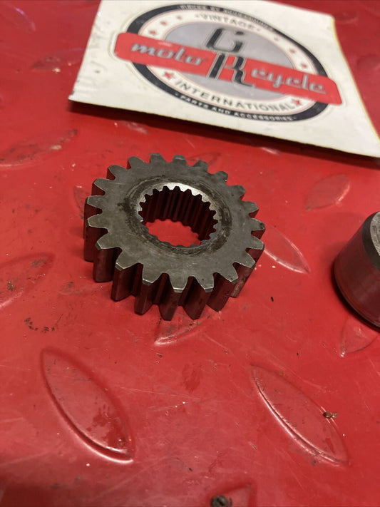 Honda CR125R 1987 crankshaft primary drive gear