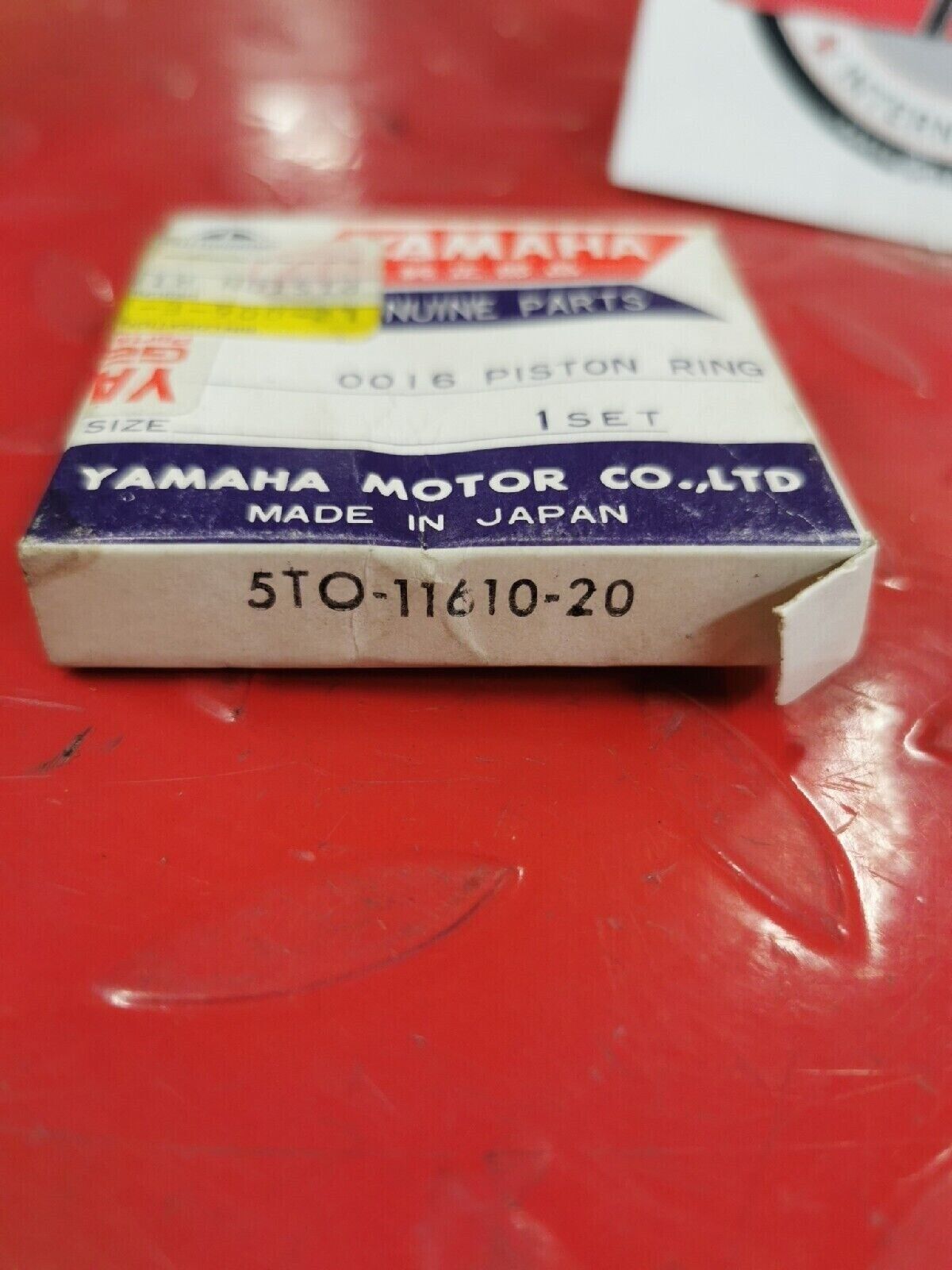 NOS YAMAHA V80 PISTON RING SET 0.5 5TO-11610-20-00 Y51