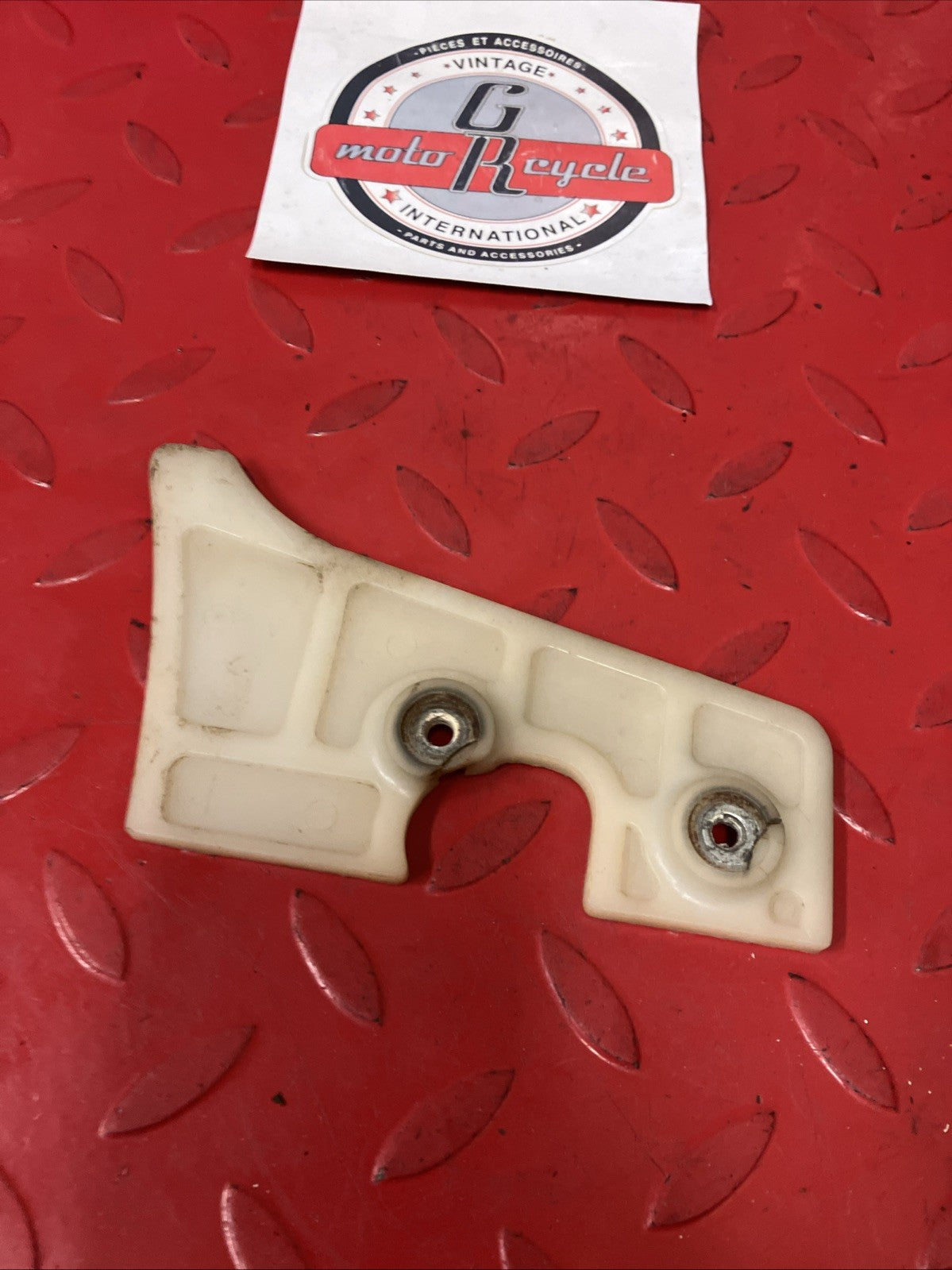 Honda CR250R 1984 OEM Chain swingarm splash guard CR125R CR500R 3