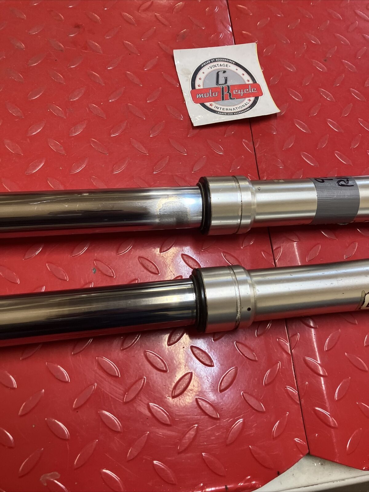 Suzuki RM250 1992 left right front forks 51103-28C71 51104-28C71