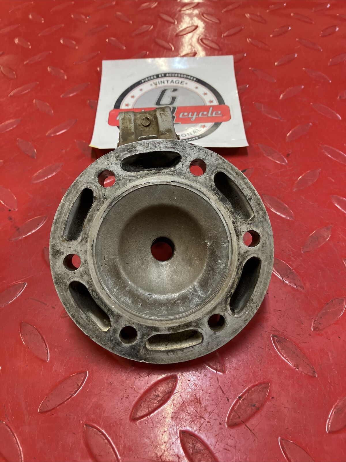 Honda CR250R 1988 cylinder head