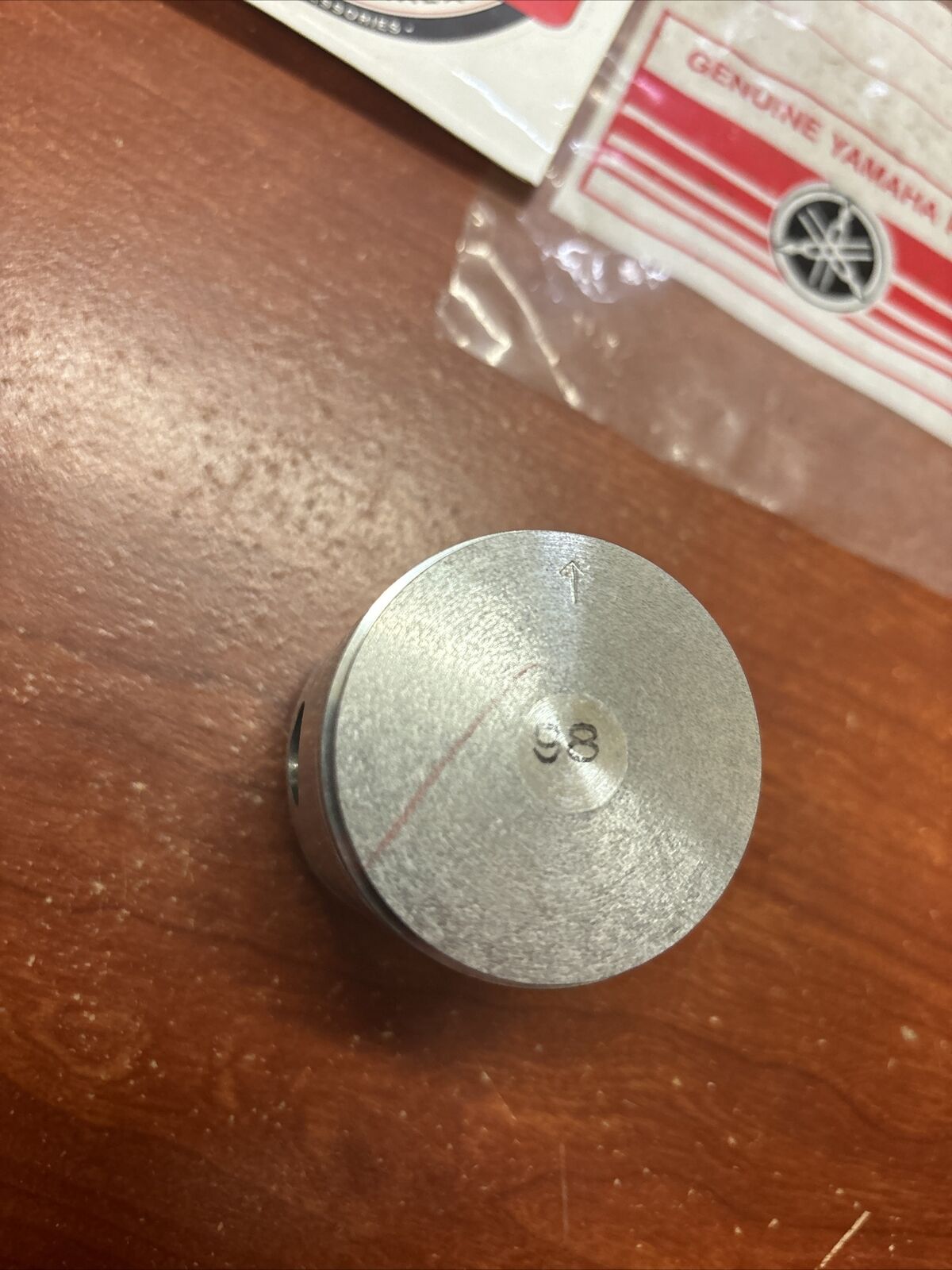 NOS Yamaha DT100 PISTON STD 0.98 437-11631-01-98 SUB 437-11631-01-97 Y175