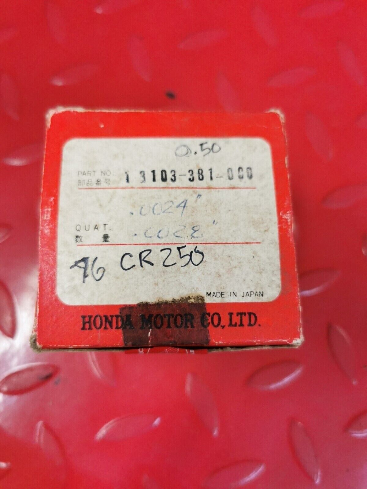 NOS HONDA CR250 1976 PISTON 0.50 13103-381-000 H40