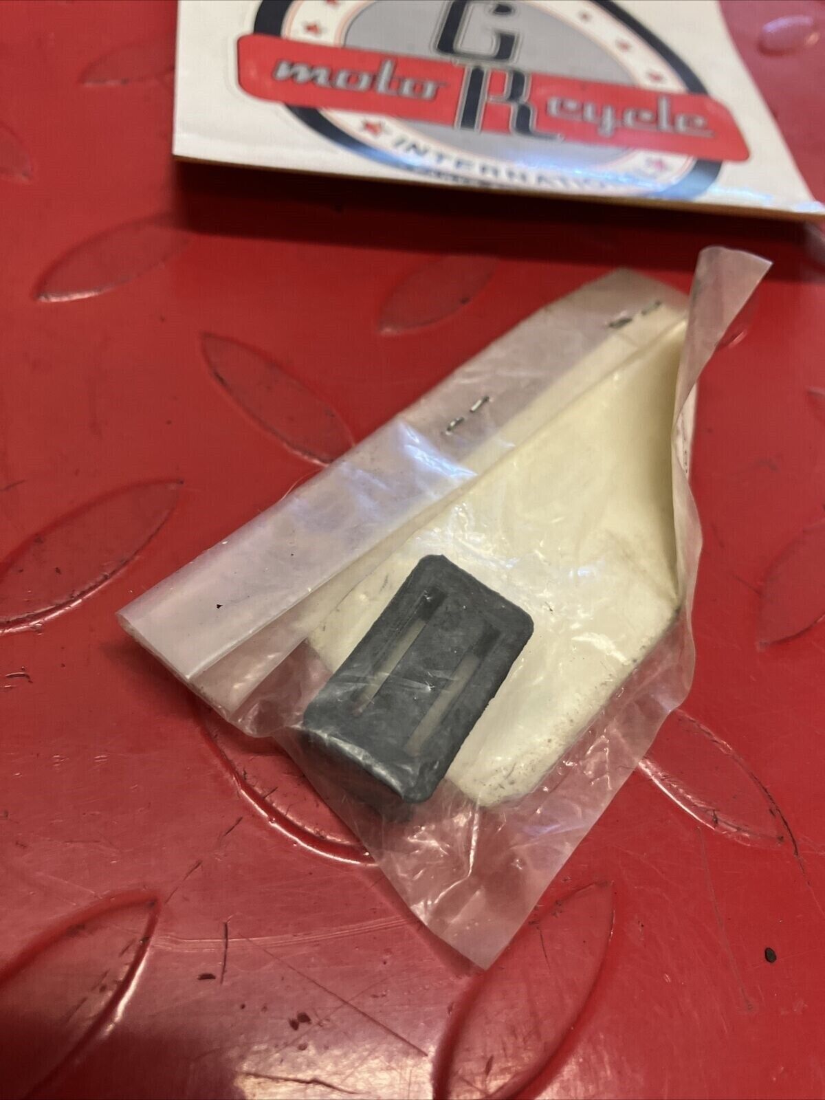 NOS YAMAHA SPACER 5LP-23858-00-00 Y62