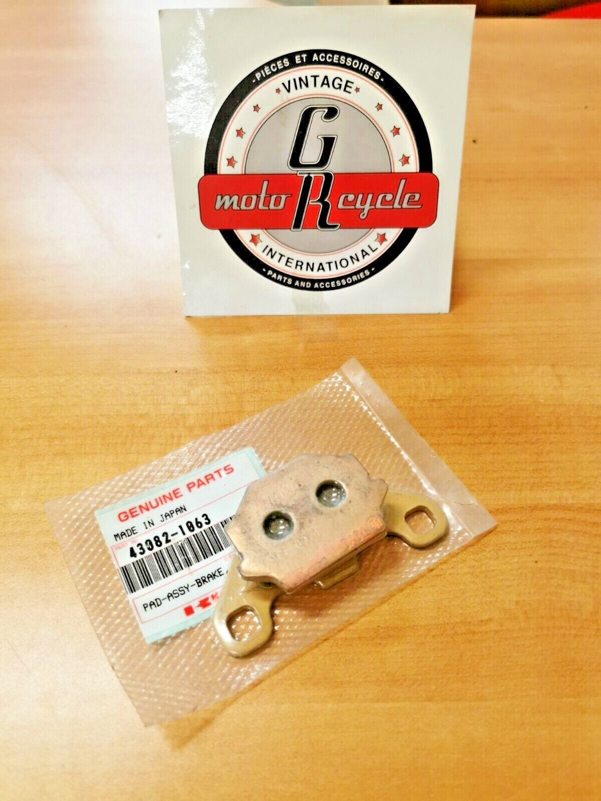 NOS KAWASAKI KLF300 1988 - 1990 BRAKE PAD 43082-1063 K7