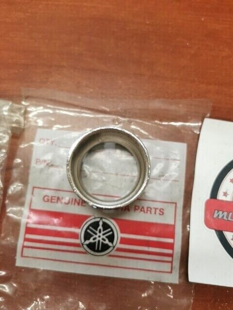 NOS Yamaha 1973 - 1975 RD250 RD350 MUFFLER JOINT NUT 360-14713-00-00 Y153