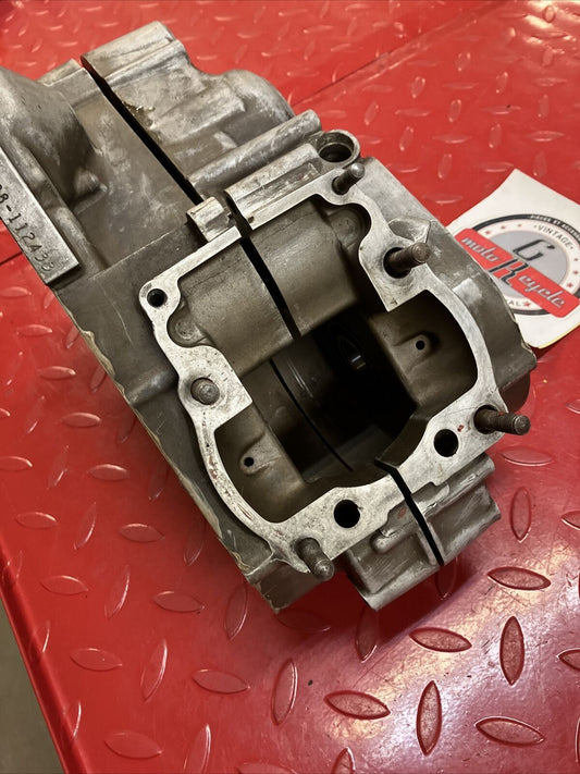 Suzuki RM125 1985 crankcase crank case set