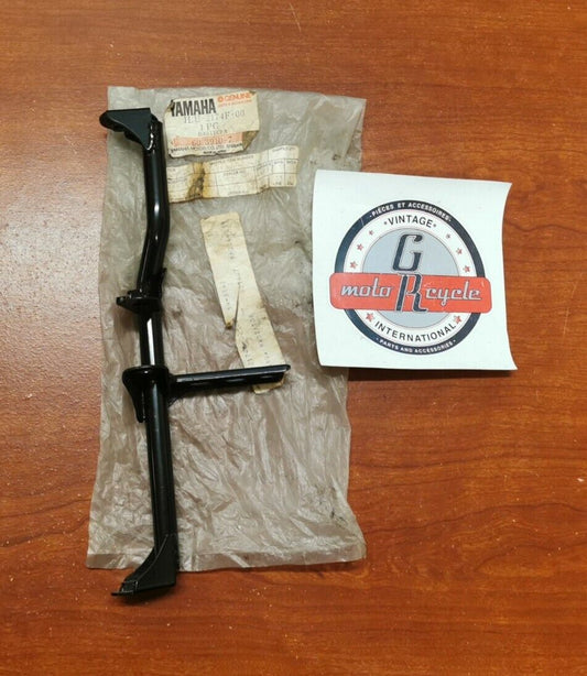 NOS Yamaha 87 - 88 YZ250 RADIATOR GUARD 1LU-2174F-00-00 SUB. 2VM-2174F-00-00 Y88