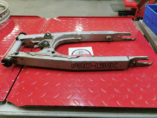 Honda XR200R 1987 swingarm rear swinging arm