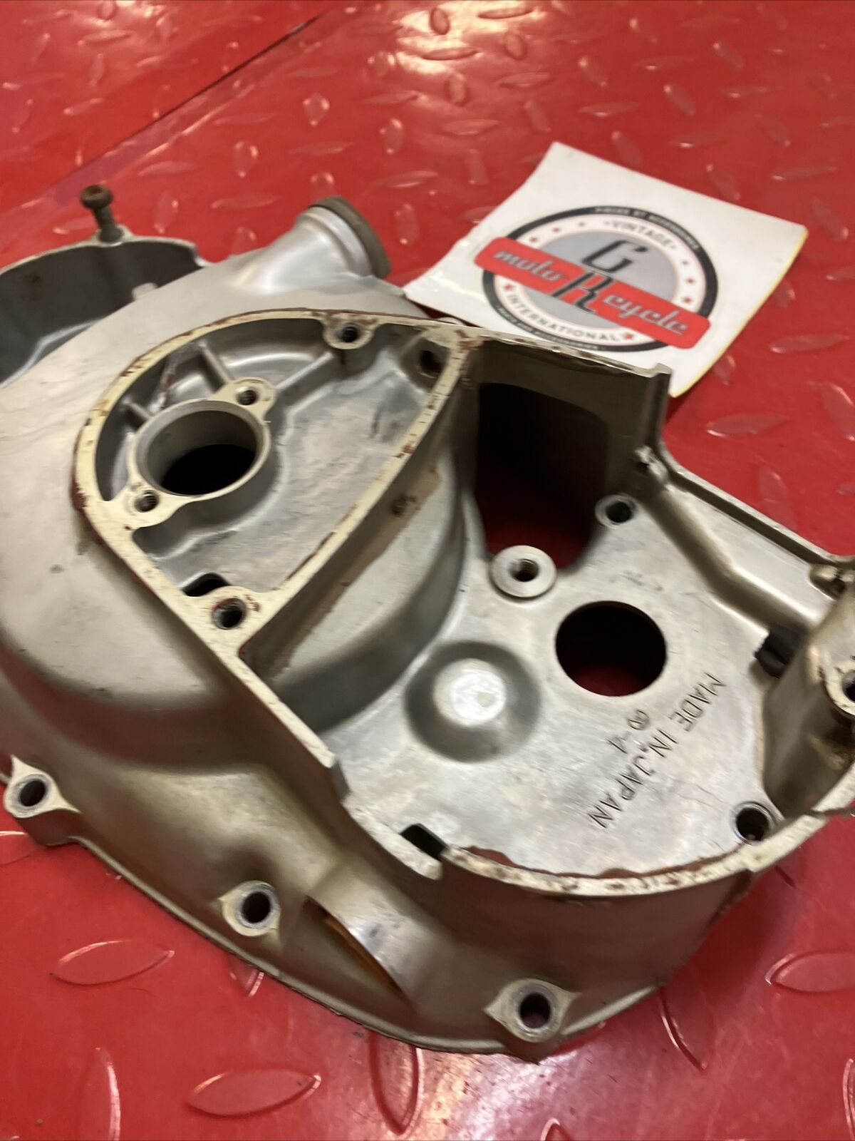 Kawasaki G5 1972 right side engine clutch cover