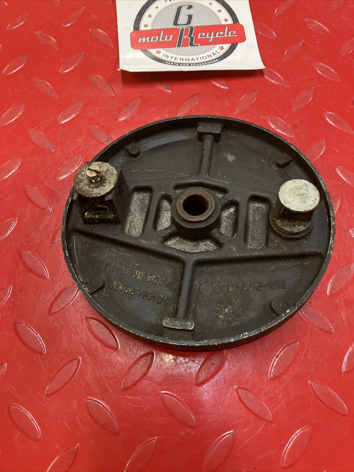Can-Am Qualifier 250 1977 front brake panel cover drum