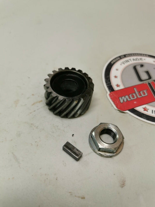 Yamaha DT100 1976 crankshaft primary drive gear