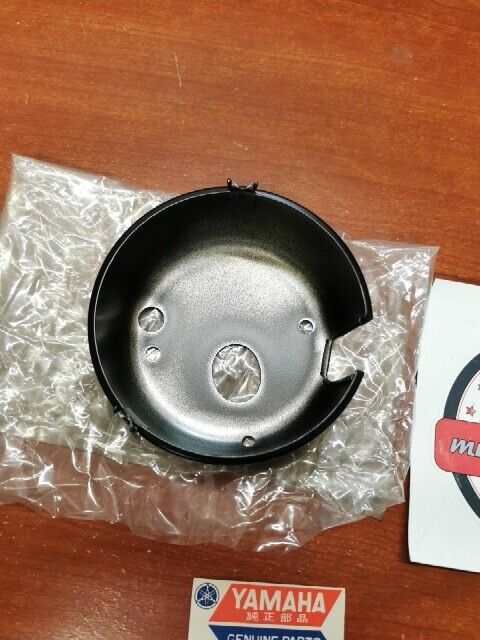 NOS Yamaha 1975 XS500 XS650 SPEEDOMETER COVER 371-83507-72-00 Y115