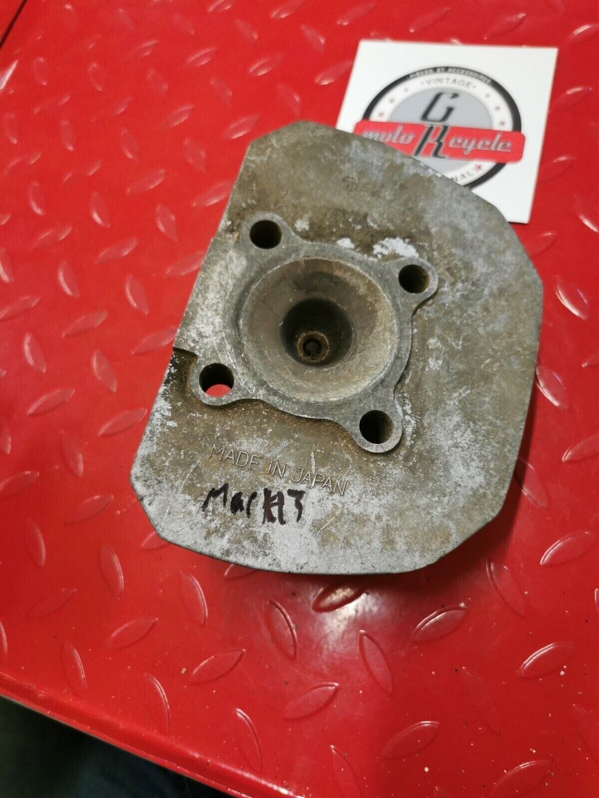 Kawasaki H1 500 Triple Mach III 3 Left right cylinder head jug barrel cover T