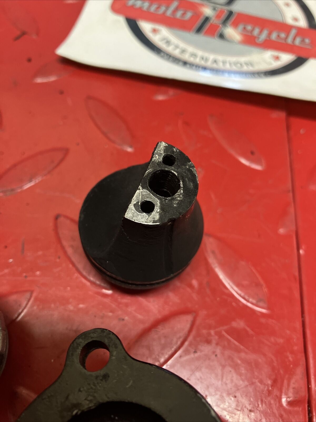 Yamaha YZ125 1983 exhaust power valve holder