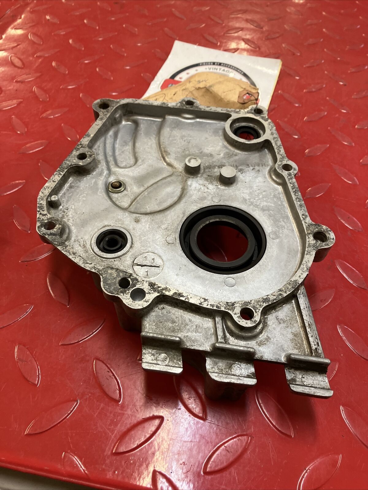 Kawasaki Z1 KZ900 KZ1000 left side transmission sprocket cover U1