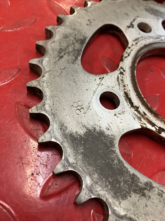 Yamaha RD400 1977 rear sprocket drive gear 38T 1976 1978