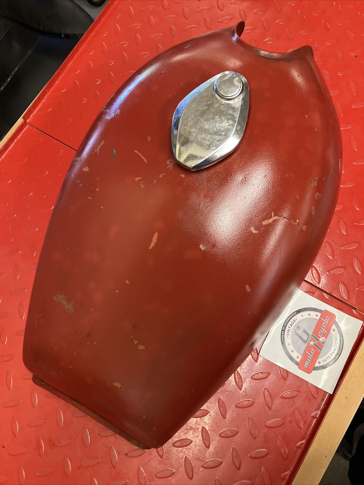 Kawasaki KZ900 KZ1000 Fuel tank gas petrol reservoir