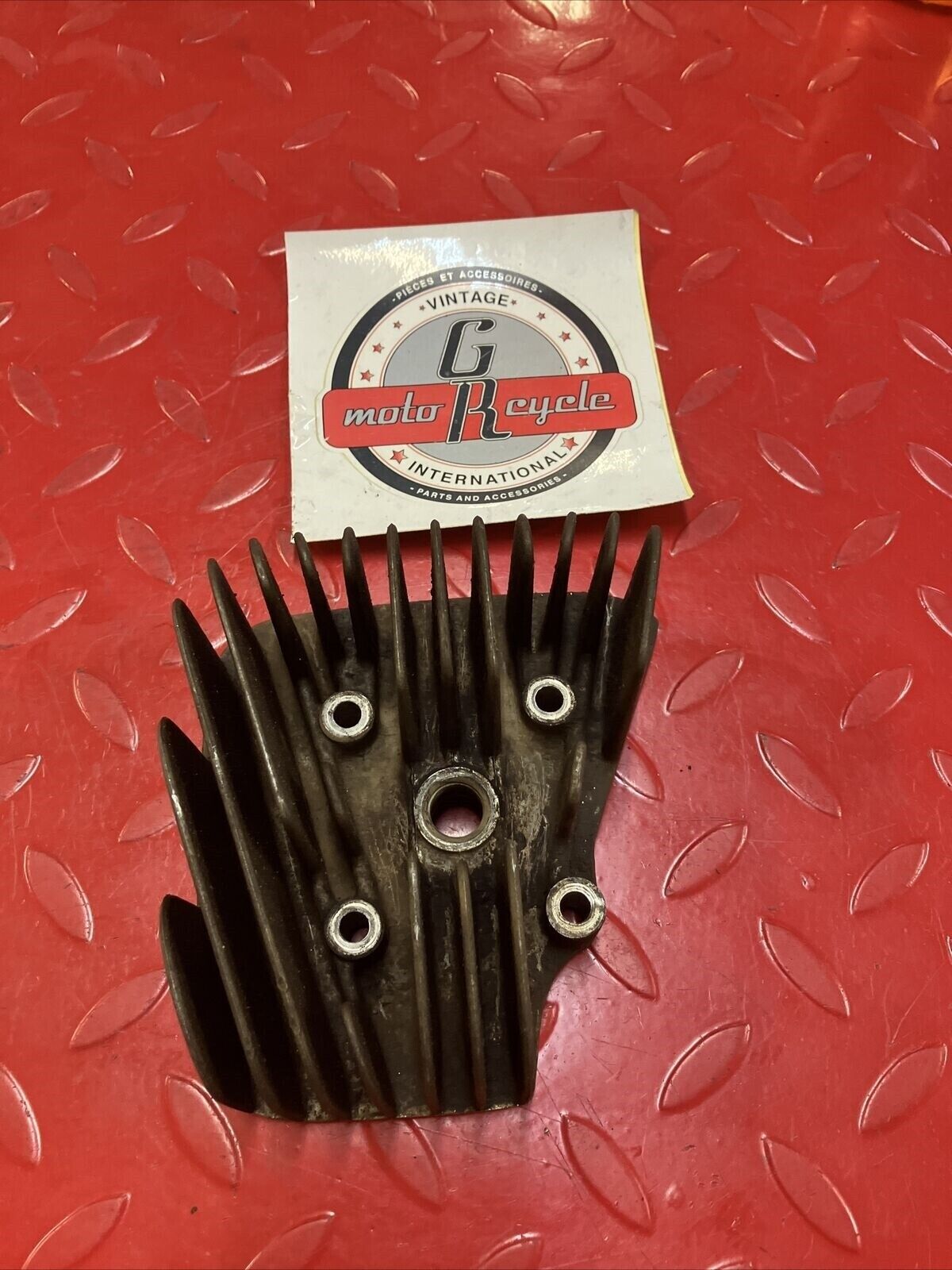 Yamaha GT80 1976 cylinder jug barrel head cover 2