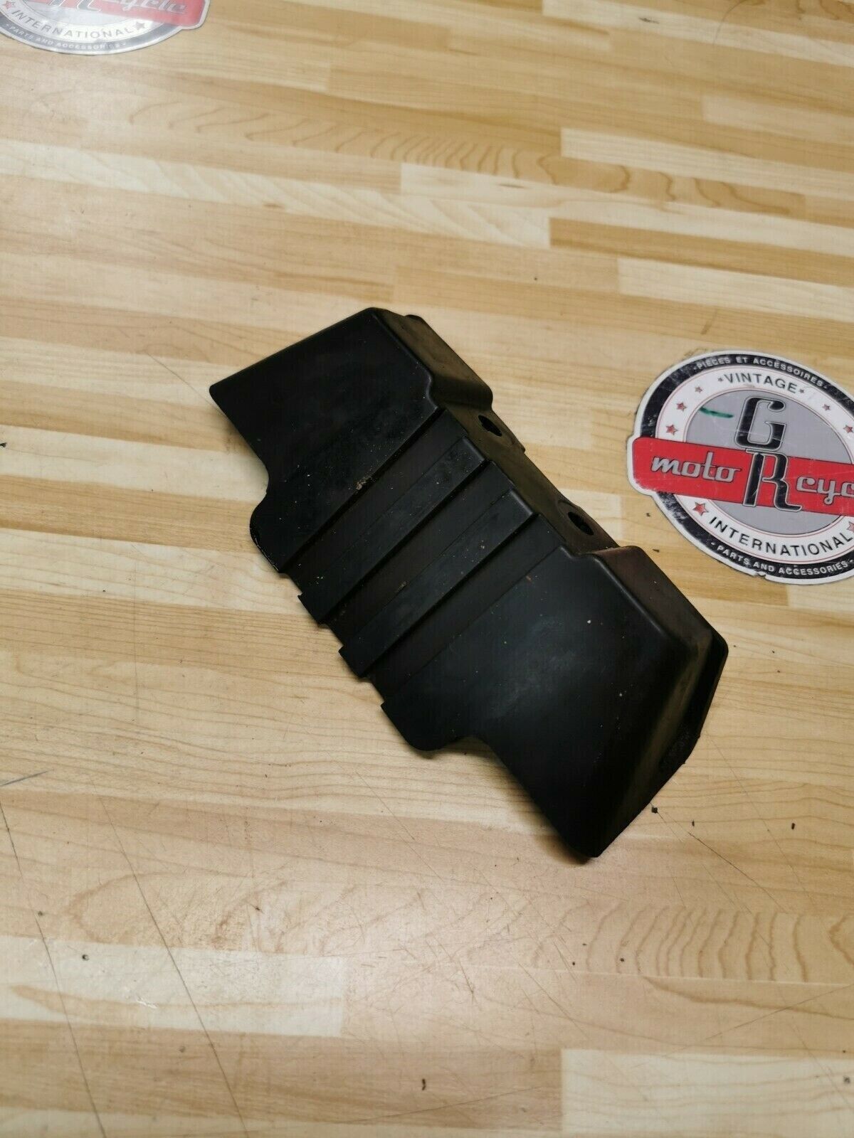 Suzuki RMZ450 2006 fuel tank mount rubber cushion 2005