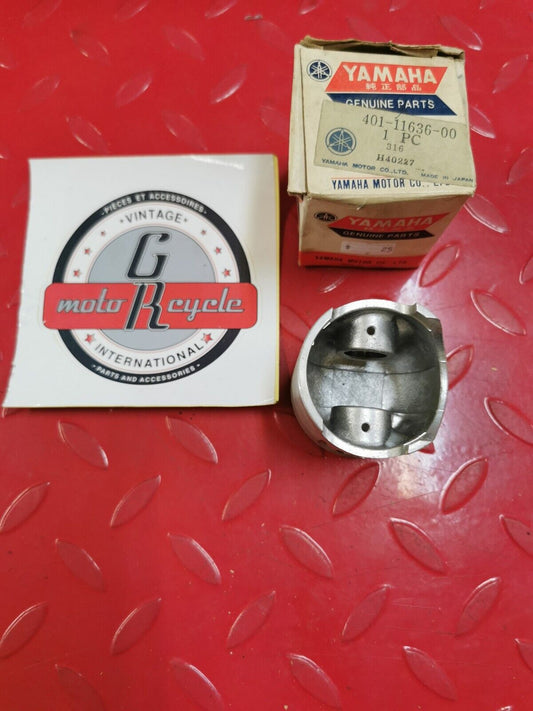 NOS YAMAHA MX125 1974 1975 PISTON STD 2NDO S 401-11636-00-00 Y33