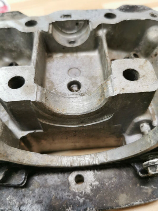 Honda XL200R 1984 cylinder head XR200R XR200 1981 1982 1983