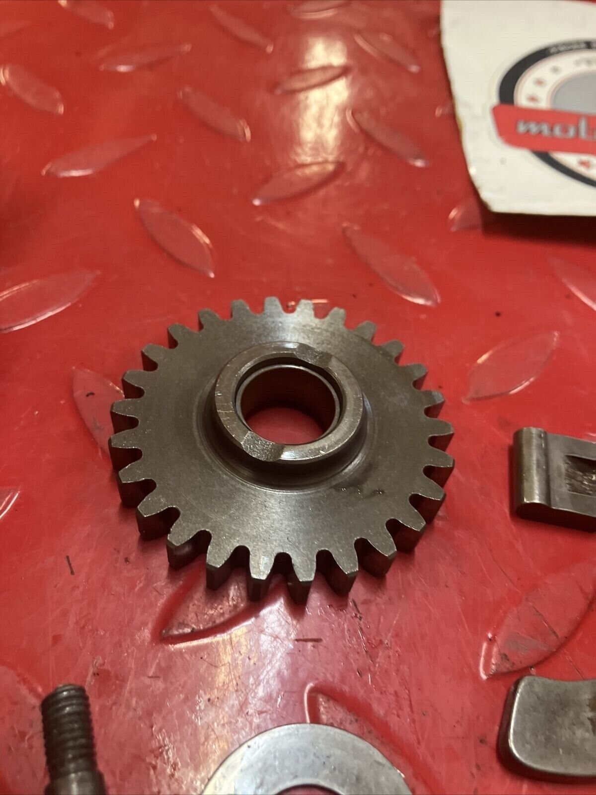 Suzuki RV90 1976 kickstarter kick starter shaft spindle idle gear