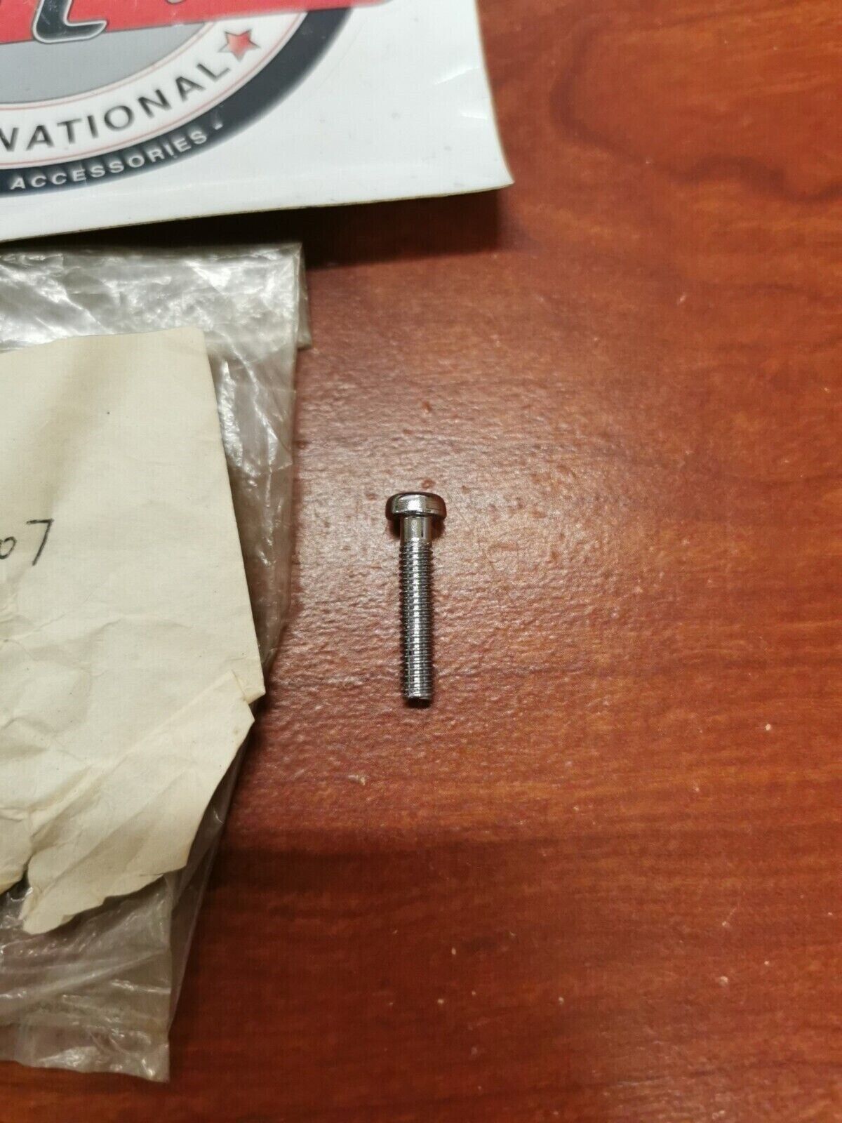 NOS Suzuki MT50 RL250 T500 TM250 TM400 SCREW 02111-04207 SUB. 02112-0420A S20