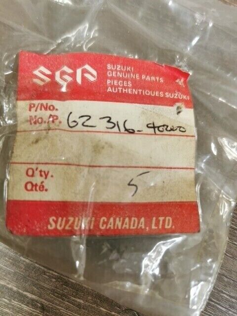 NOS SUZUKI RM250 RM400 RM100 RM125 1979 - 1981 CUSHION SPACER 62316-40200 S39