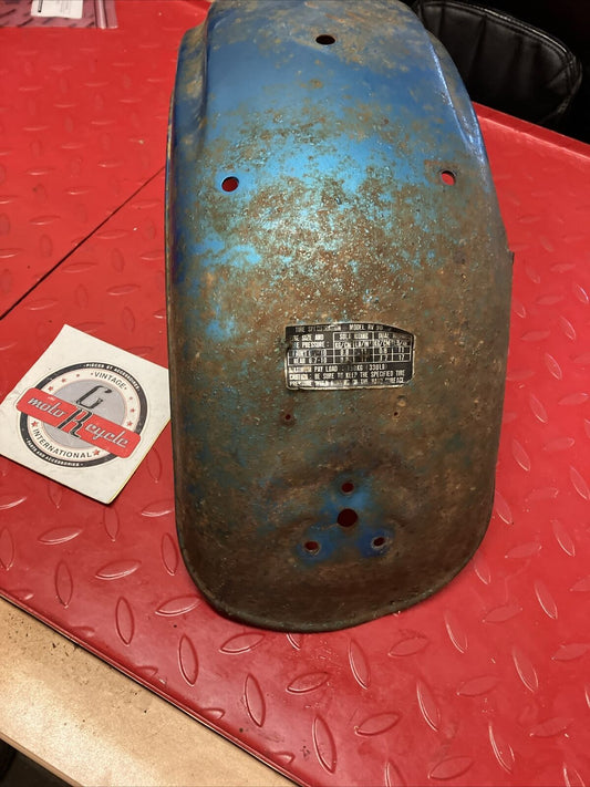 Suzuki RV90 1975 Rear fender