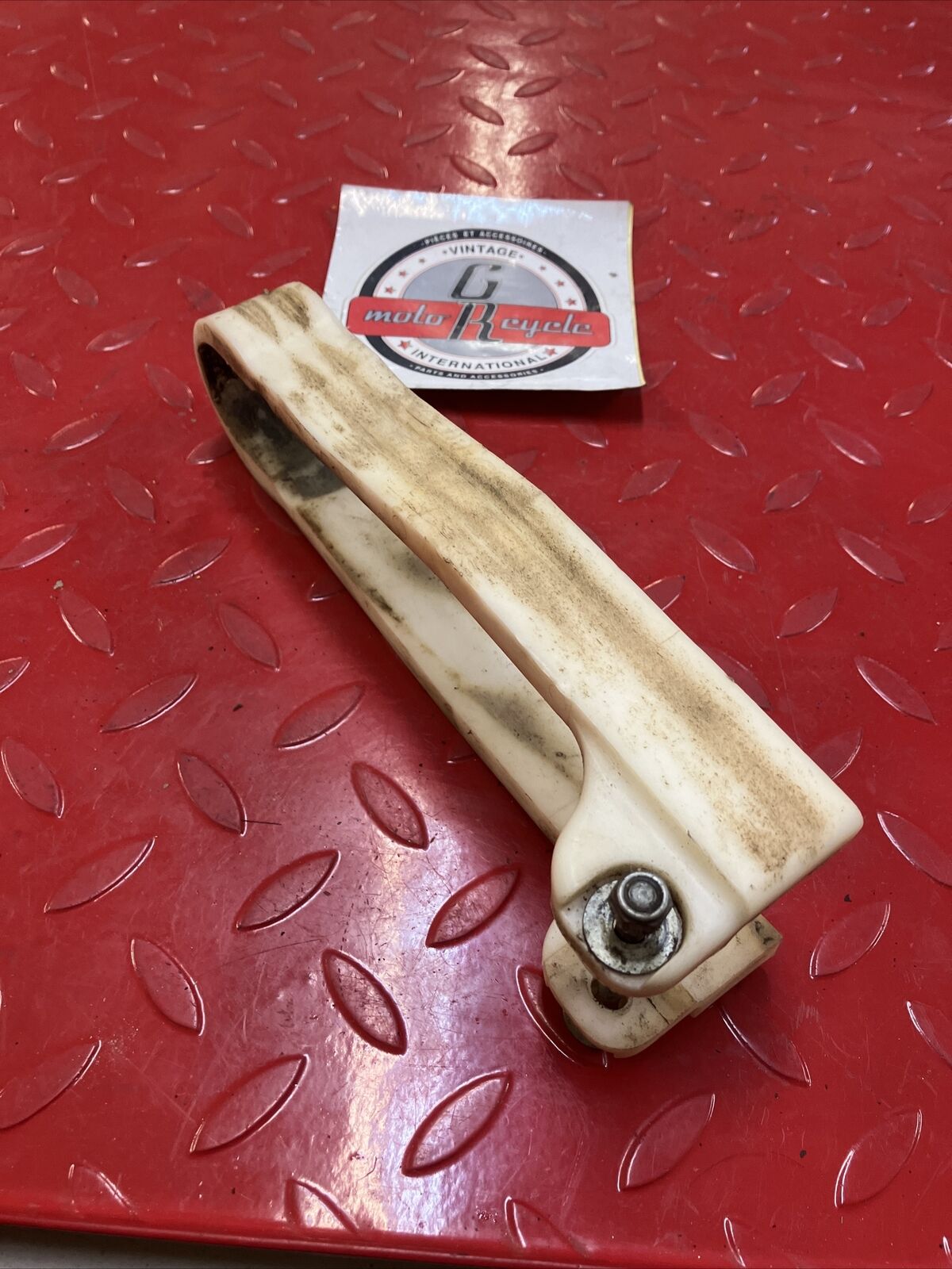 Suzuki RM125 1985 chain buffer defence slider 1984 RM250