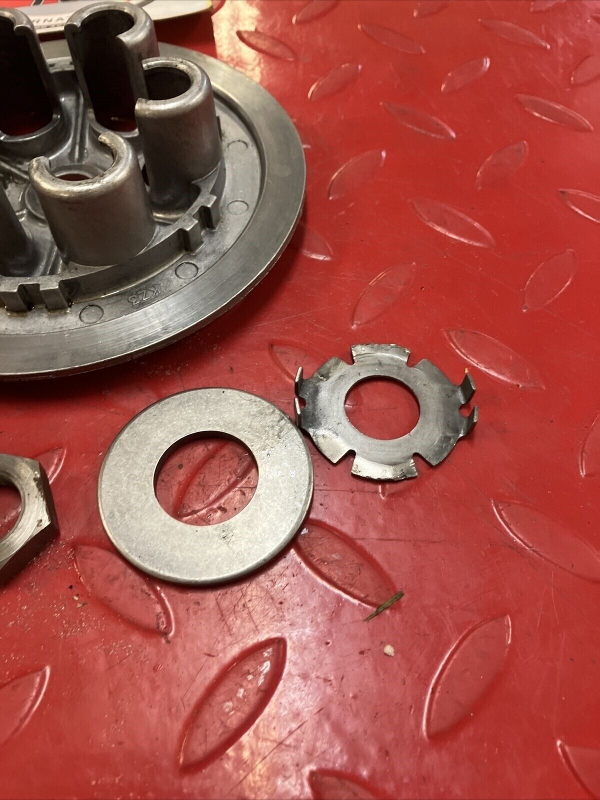 Honda CR250R 2003 clutch pressure plate bearing washer collar nut