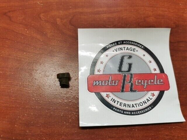 Yamaha NUT 206-27238-00-00 SUB 90179-06176-00 SUB 90179-06411-00 Y109