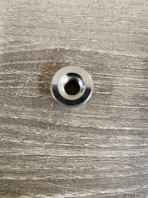 NOS SUZUKI GV1400GD LTF230 GN125E DR125 DS80 DR100 LT250R NUT 08319-31087 S39