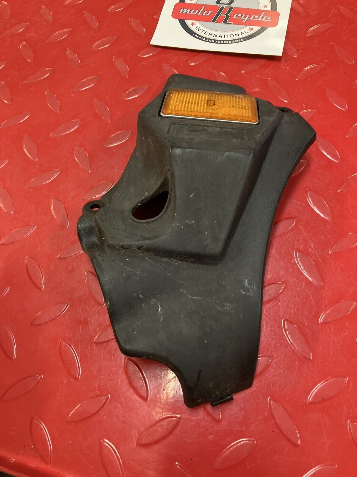 Kawasaki VN750 1986 Vulcan 750 right fuel tank cover panel fairing