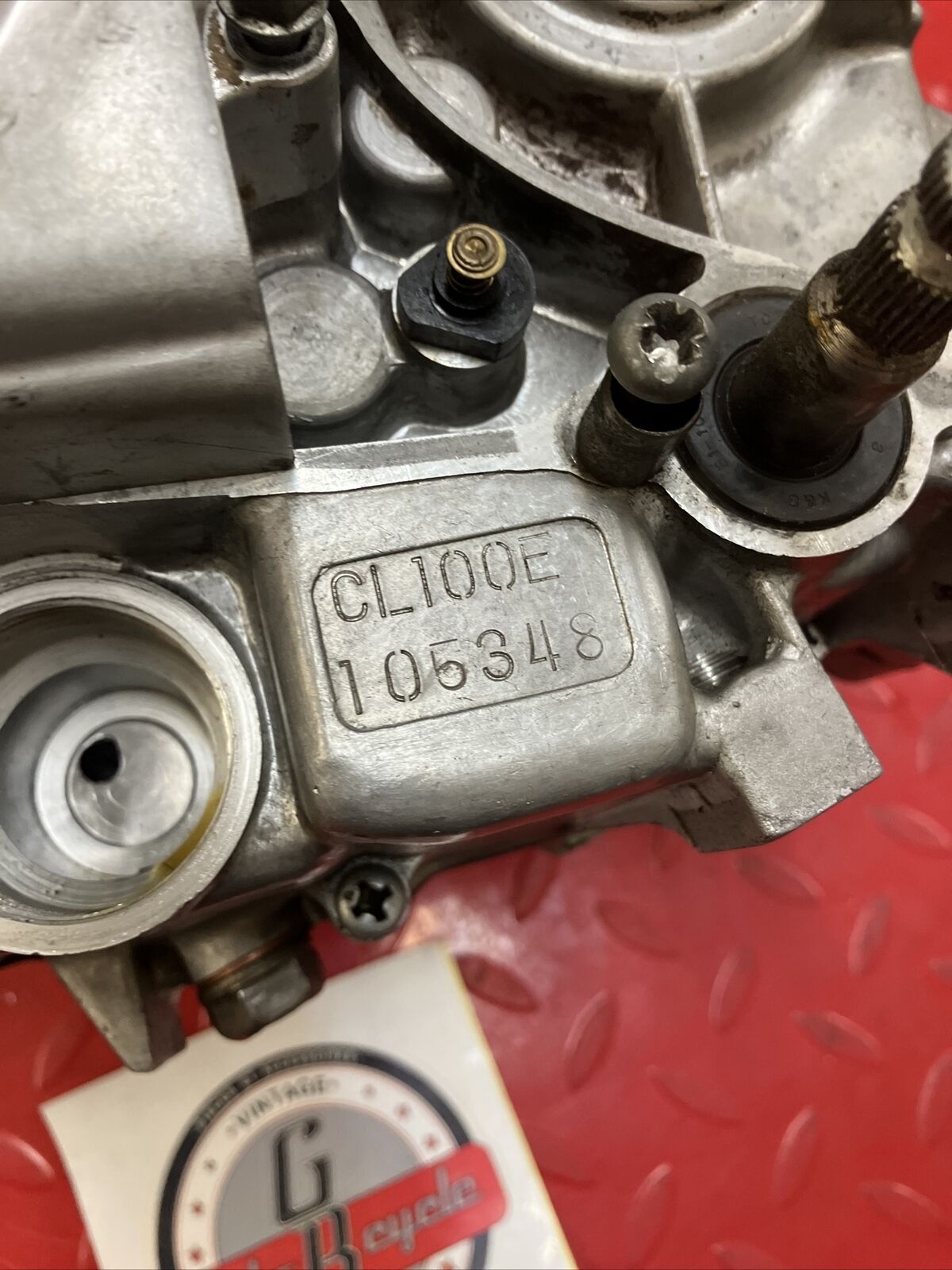 Honda CL100 engine mottor bottom end crankcase crankshaft transmission